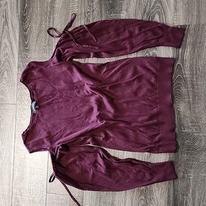 🌴 Express cold shoulder Sweater 🌴